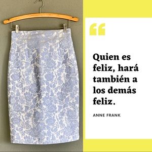 Classic, elegant tube skirt